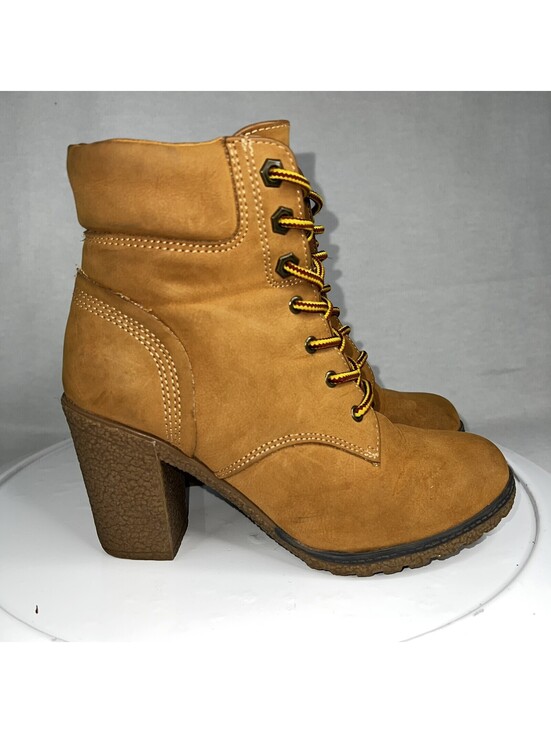 White Mountain Shoes - White Mt. Dartford Heeled Boots Sz 6 Women's Tan Lace Up Boots EUC